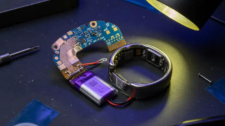 Prototyping a Custom Smart Ring: The Challenges of Flexible PCBs and Tiny Batteries