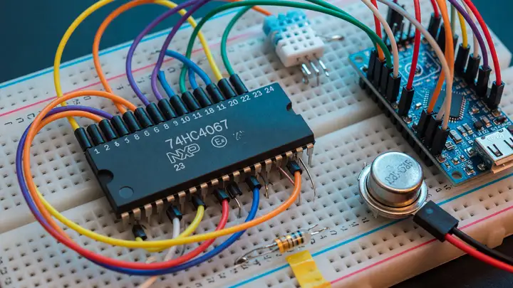 Guide: Getting Started with Multiplexers (74HC4067) for Extra Analog Inputs